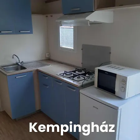 Szarszo Apartman Es Kempinghaz Apartment *