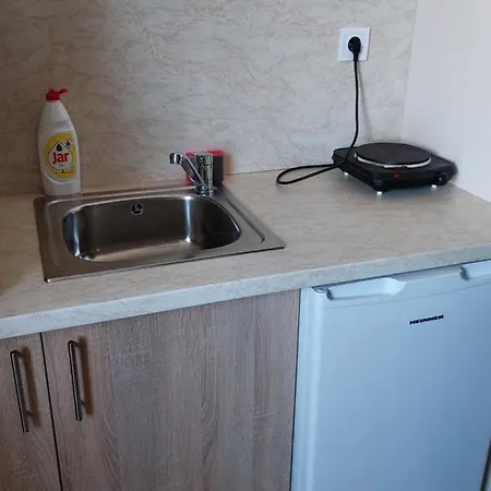 Apartment Szarszo Apartman Es Kempinghaz *